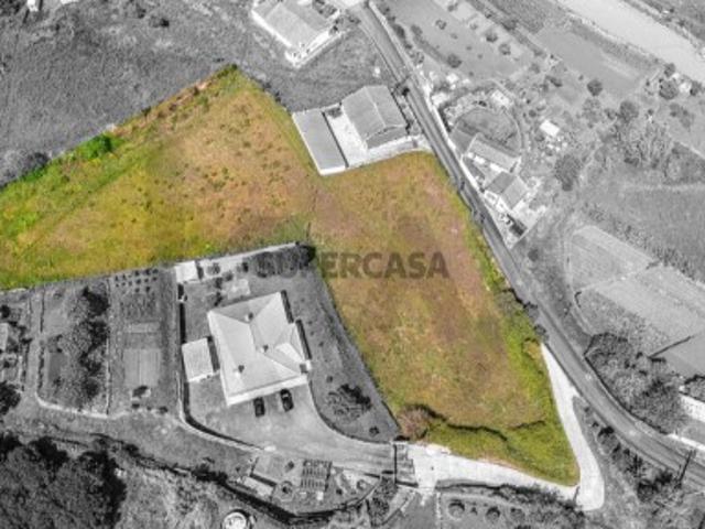 Terreno de 3650m² em Área Urbana | Fetais, Sobral de Monte Agraço
