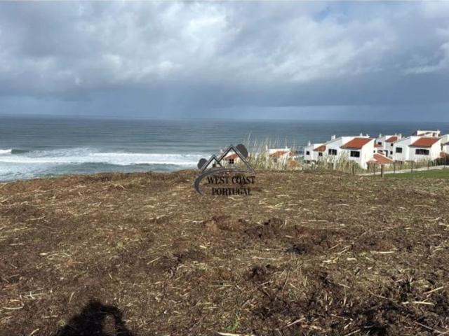 Terreno de 1025 m2 à venda Caldas da Rainha, Leiria
