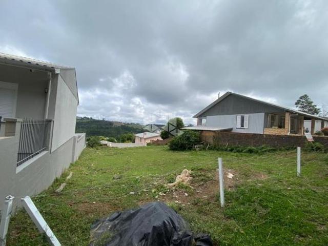 Terreno de 373,41m2 no Bairro Centenário
