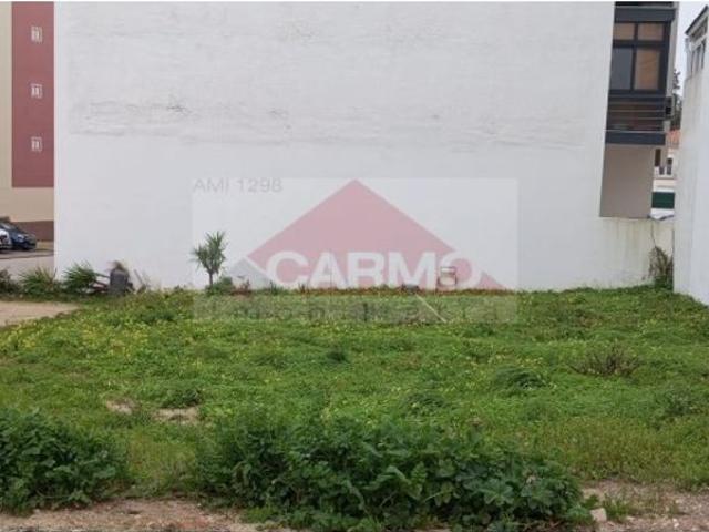 Terreno de 300 m2 Setúbal