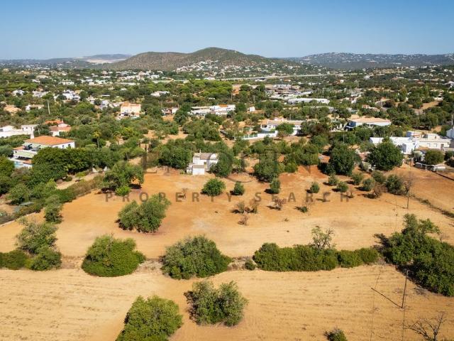 Terreno de 300 m2 Almancil, Portugal