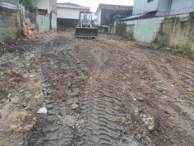 Terreno de 300 m² à venda em Esplanada dos Barreiros