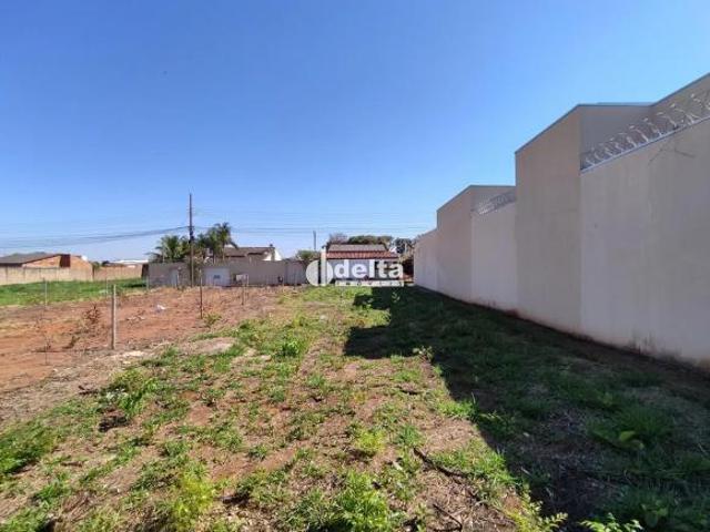 Terreno de 300 m² disponível para venda no bairro Shopping ParK em Uberlândia MG