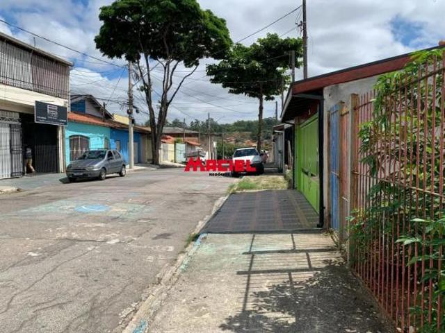 Terreno de 300m² no Campos de São José Possibilidade de Desdobro