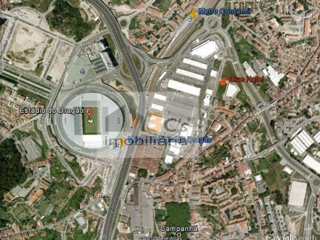 Terreno de 3040 m2 à venda Estadio do Dragao, Porto