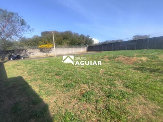 Terreno de 311 m² à Venda no Condomínio Olívio Franceschini em Hortolândia/SP