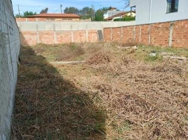 Terreno de 334 m² em Garças à venda