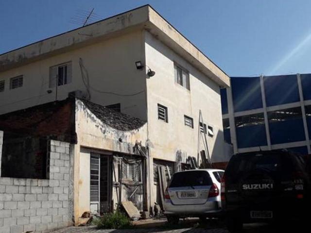 Terreno de 3.050m² com casas e galpões para venda em Alto Ipiranga Mogi das Cruzes/SP
