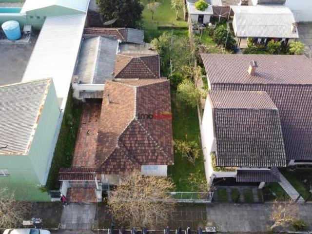Terreno de 450m² à Venda no Centro