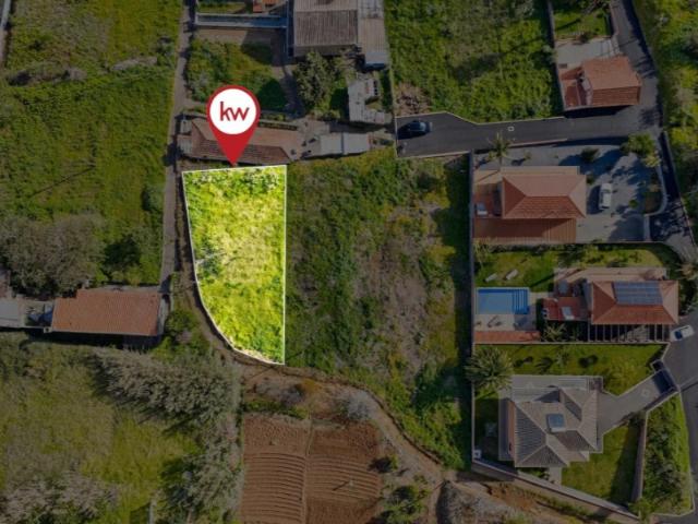 Terreno de 451m2 nos Prazeres com Projeto Aprovado e Vista Deslumbrante