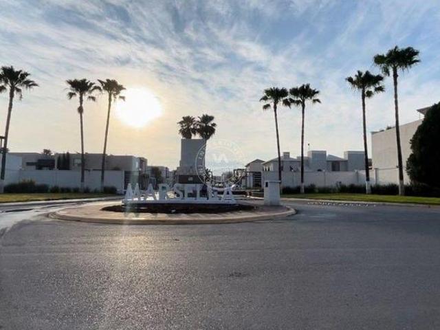 Terreno de 451m2 en Privanzas del Campestre
