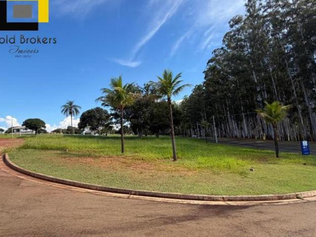 TERRENO DE 460 M² NO CONDOMÍNIO RIVIERA DE SANTA CRISTINA III ITAÍ SP