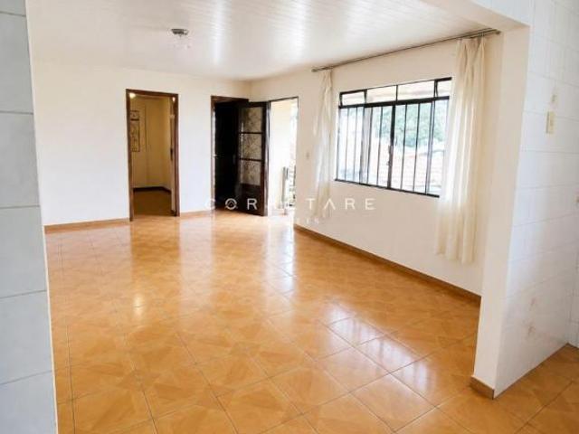 Terreno de 480m² à Venda no Abranches | Amplo Quintal com Churrasqueira