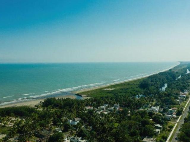 Terreno de 400 m2 en venta, Pueblo Tecolutla zona esmeralda veracruz