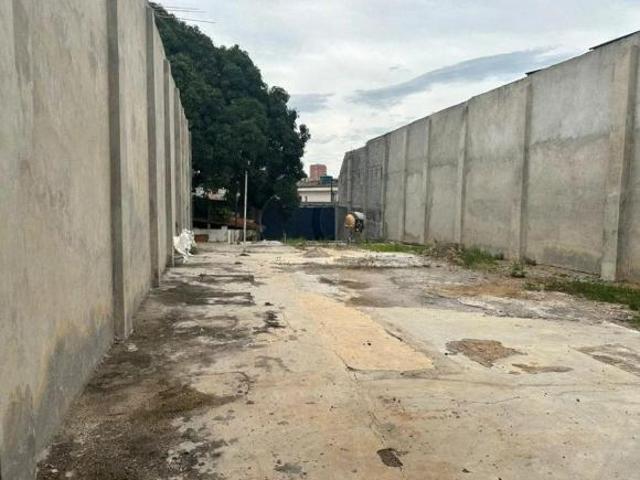 Terreno de 400m² ideal para incorporação em São Mateus