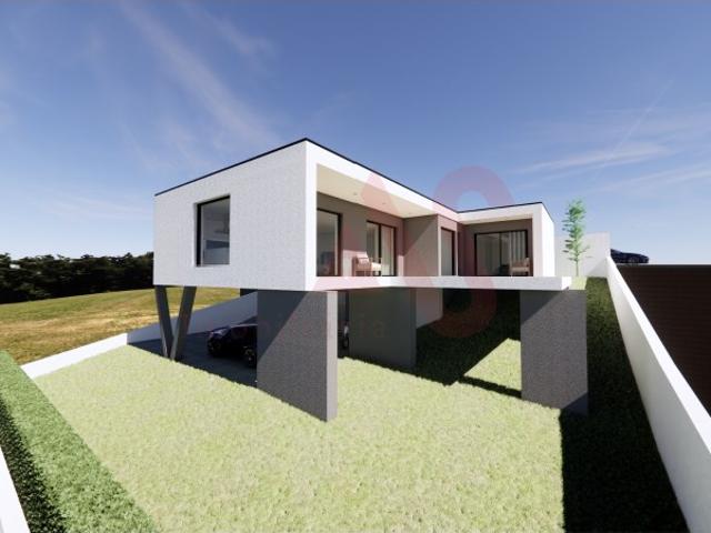 Terreno de 432 m² para Construção com Projeto Aprovado em Ruivães, Vila Nova de Famalicão