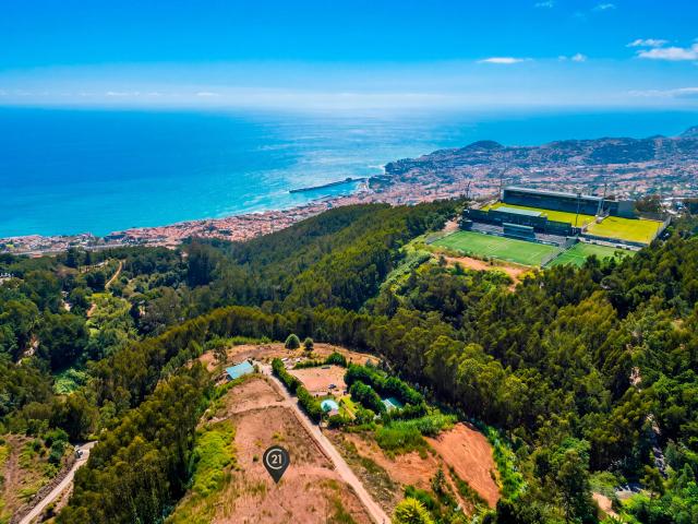 Terreno de 4.970 m² em São Gonçalo, Funchal Excelente Oportunidade de Investimento