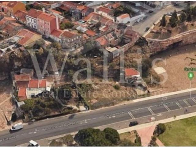 Terreno de 5700 m2 à venda Lisboa