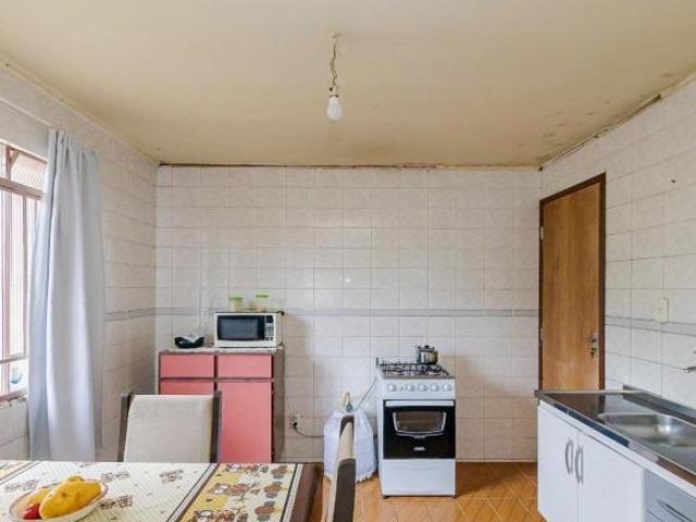Terreno de 570 m² com casa não averbada e excelente potencial construtivo