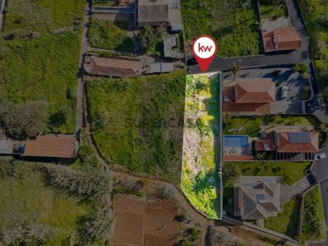 Terreno de 595m2 nos Prazeres com Projeto Aprovado e Vista Deslumbrante