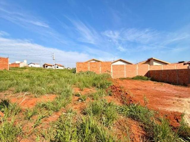 Terreno de 500m². Bairro Adelino Fuin