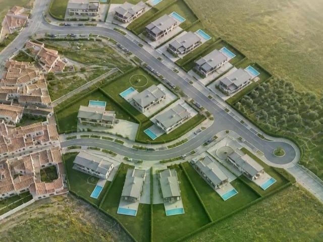 Terreno de 5040 m2 à venda Castelo do Maia, Portugal