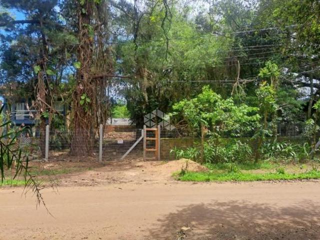Terreno de 660 m² no Lami