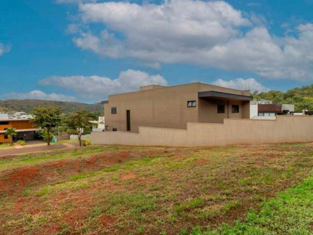 Terreno de 660 m² à venda no ALPHAVILE 2