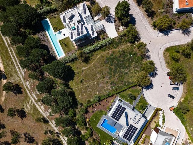 Terreno de 673 m2 Sesimbra, Setúbal