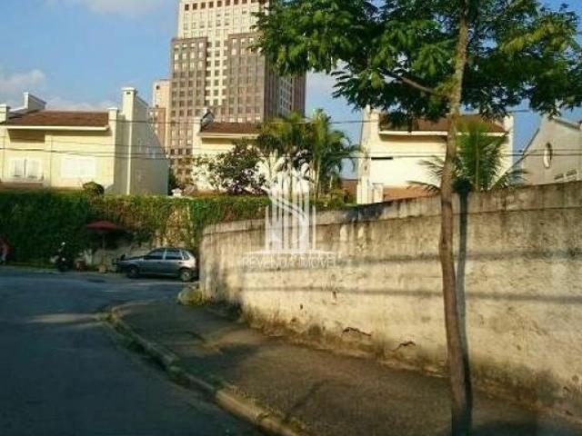 Terreno de 682m² no Morumbi. Terreno de 682m² no Morumbi