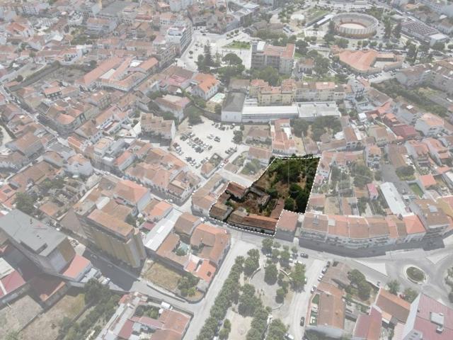 Terreno de 600 m2 à venda Cartaxo, Santarém