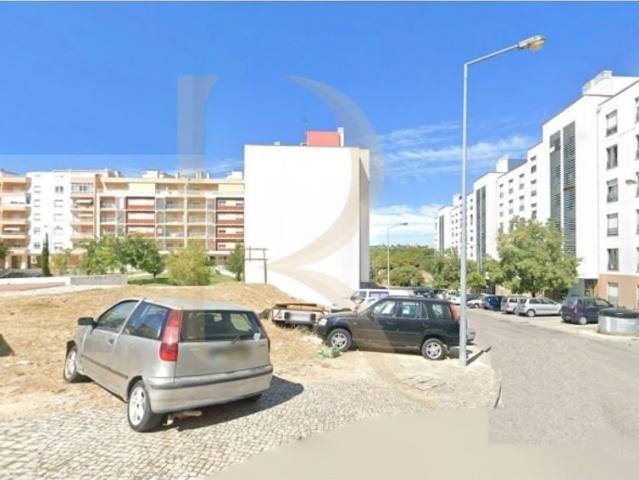 Terreno de 10800 m2 Almada, Setúbal