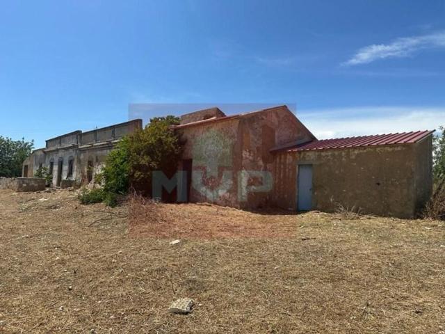 Terreno de 601 m2 Olhão, Faro