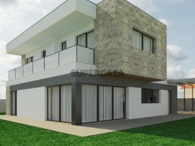 Terreno de 601 m² com projeto aprovado em São João de Ovar, Ovar