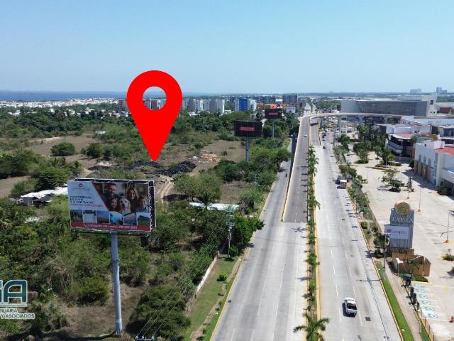 Terreno de 60 Hect?reas sobre el Boulevard de las Naciones