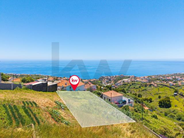 Terreno de 637m2 com Vista Mar e Montanha na Achada do Sarilho – Lombo do Salão, Calheta