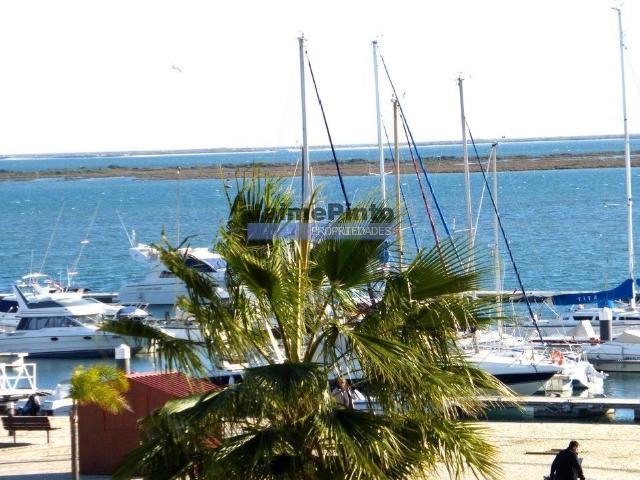 Terreno de 6 000 m2 no centro de Olhão. Algarve