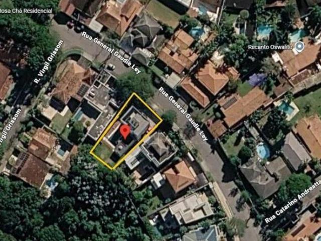 Terreno de 762,73 m², com casa não averbada, no bairro interlagos, em são paulo s