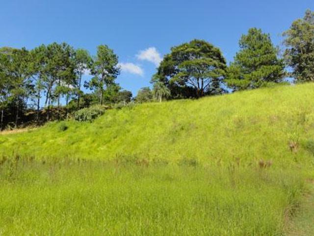 Terreno de 77000m²