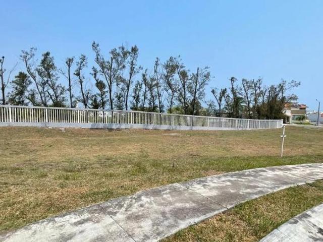Terreno DE 775 m2 en venta Fracc. Vista Bella. ALVARADO, VERACRUZ