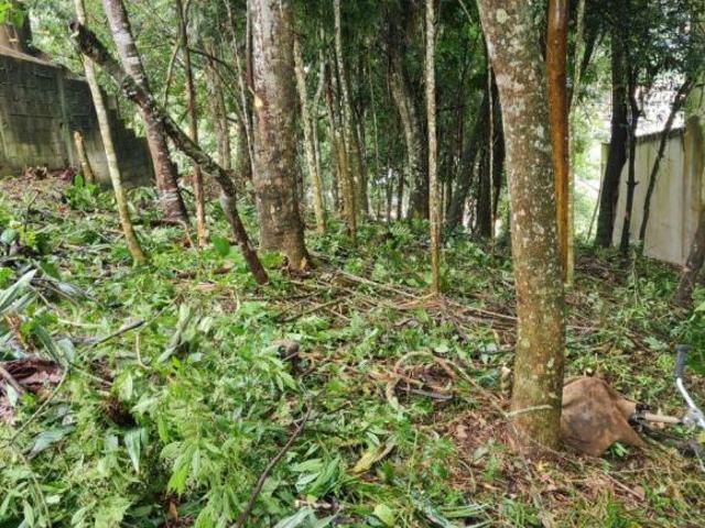 Terreno de 712 m² à venda na Quarta Divisão