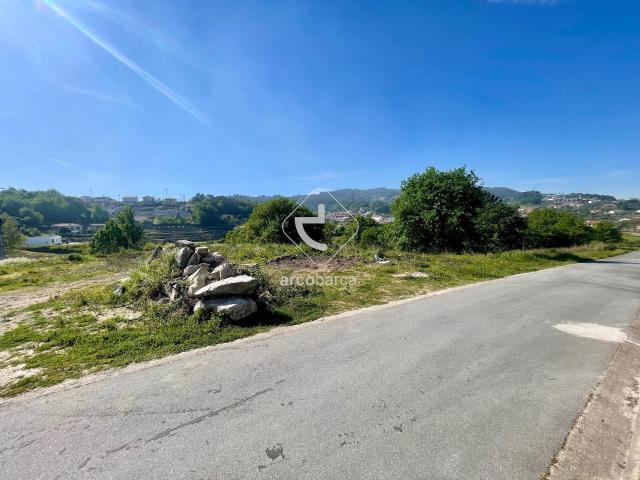 Terreno de 7130m2 c/viabilidade de construção em Guilhadeses Arcos de Valdevez