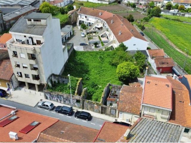 Terreno de 715 m2 Matosinhos, Portugal