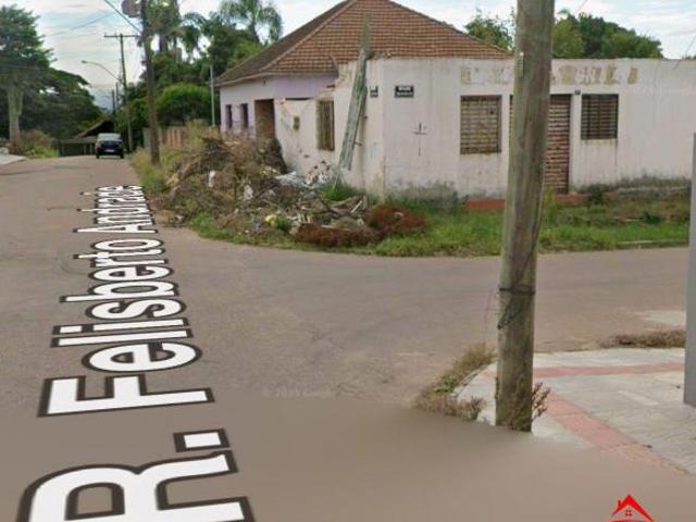 Terreno de 719 metros em Charqueadas RS com 2 casas!