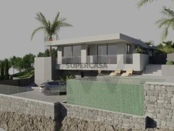 Terreno de 733m2 com Projeto Aprovado p/ Moradia T3 Ribeira Brava | Ilha da Madeira