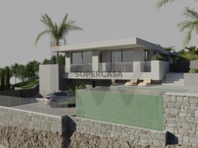 Terreno de 733m2 com Projeto Aprovado p/ Moradia T3 Ribeira Brava | Ilha da Madeira