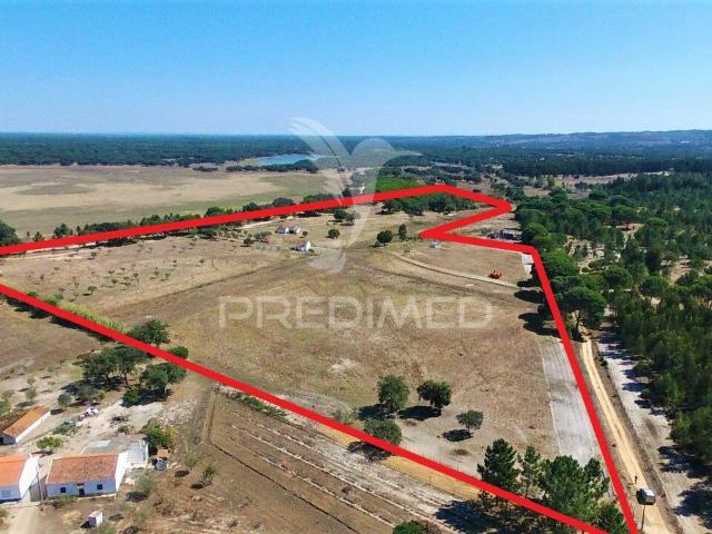 Terreno de 7ha, Grândola, área de construção 229m2