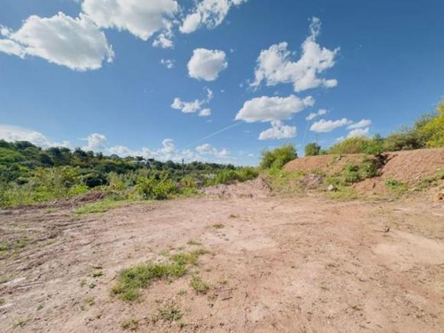 Terreno de 800 m² a venda em Arniqueiras
