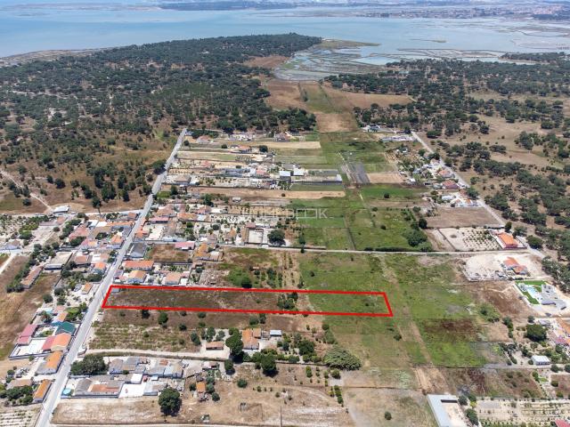 Terreno de 8.500m2 com infraestruturas e furo | Gâmbia