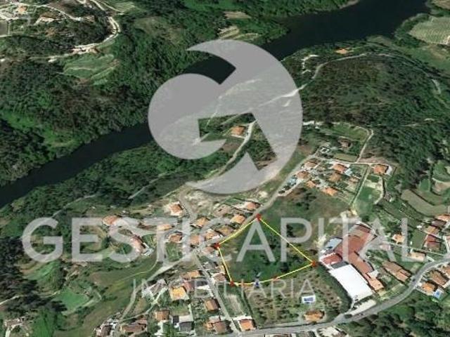 Terreno de 8.550 m2 c/possibilidade de loteamento Várzea de Ovelha Marco de Canaveses